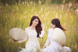 Thiếu nữ Việt “nuột nà” trong tà áo dài (10)