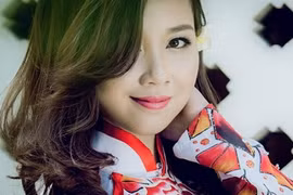 Nữ sinh sư phạm “nuột nà” trong tà áo dài