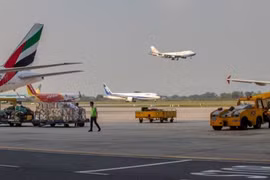 Những vụ máy bay suýt va vào nhau trên đường băng