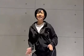 Tung clip nhảy nhót vui nhộn, Mỹ Linh khiến netizens bấn loạn