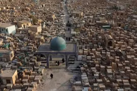 Lạnh người khi vào nghĩa trang lớn nhất hành tinh hơn 1.400 năm tuổi