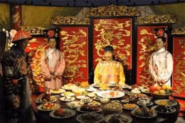 Bí quyết khiến Hoàng đế dù ăn sơn hào hải vị cũng không béo phì