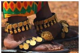 Đến thăm “vùng đất của vàng”, đến đôi dép lê cũng phải dát... toàn vàng