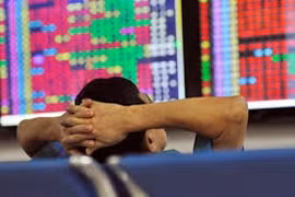 VN-Index quay đầu giảm 5 điểm phiên cuối tuần