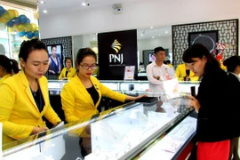 Mỗi tuần một DN: Mức giá nào phù hợp cho cổ phiếu "vua" trong ngành trang sức?