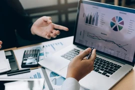 Tiền rẻ, bùng nổ bất động sản và hệ quả đến ngành ngân hàng