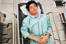 Nam sinh lớp 10 bị nhóm côn đồ đánh hội đồng, nứt sọ thái dương