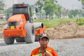 Tác nghiệp tại dự án Quốc lộ 50, một phóng viên bị hành hung