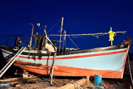 Ninh Thuận: Cháy tàu cá ở cảng Cà Ná, thiệt hại 2,5 tỷ đồng