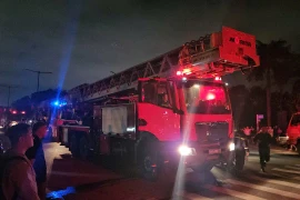 Cháy tủ điện tại chung cư Mizuki Park, hàng trăm cư dân hoảng loạn