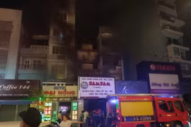 TPHCM: Cận cảnh chữa cháy cơ sở nhà ở kết hợp với kinh doanh