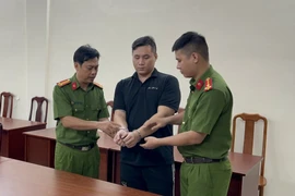 Bắt giữ 5 đối tượng ép người lao động VN lừa đảo tại Campuchia