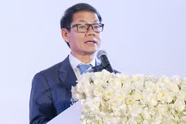 Chủ tịch Thaco Trần Bá Dương: ‘Tôi đang bắt tay với 2 đại gia giỏi’