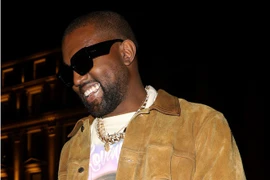 Siêu sao Kanye West chính thức trở thành tỷ phú USD