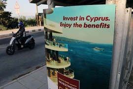 Cyprus bán hộ chiếu 'vàng' cho tội phạm tham nhũng