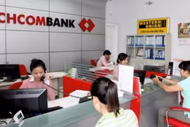 Nghi phạm cướp ngân hàng Techcombank tại Hà Nội đã ra đầu thú