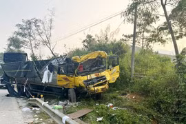 TNGT nghiêm trọng ở Kon Rẫy: Khởi tố vụ án, tạm giữ lái xe khách