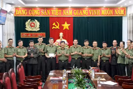 Gia Lai: Triệt phá đường dây lừa đảo qua mạng xã hội