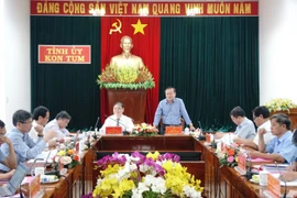 Đoàn công tác VUSTA làm việc với Thường trực Tỉnh ủy Kon Tum