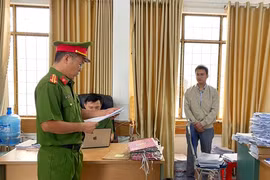 Gia Lai: Nhân viên VP đất đai nhận hối lộ hơn 2 tỷ đồng