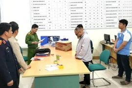 Khởi tố Giám đốc Trung tâm sát hạch lái xe ở Hoà Bình