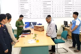 Khởi tố Giám đốc Trung tâm sát hạch lái xe ở Hoà Bình