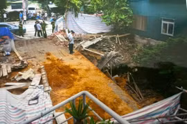 Khởi tố “cai thầu” thi công nhà ở làm 2 người thương vong