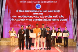 ​ 67 tác giả được trao giải thưởng Văn học nghệ thuật 2022