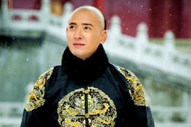  Đa Nhĩ Cổn không làm Hoàng đế, nhưng quyền bính nghiêng ngả triều đình