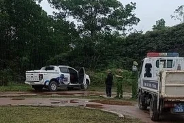 Phát hiện thi thể hai vợ chồng trong ô tô đỗ ở Quảng Ninh