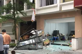 Hà Nội: Nổ khí gas kinh hoàng ở cửa hàng kinh doanh đồ ăn