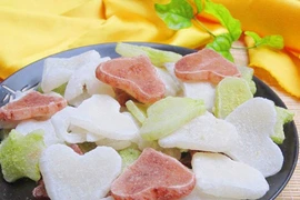 Cách làm mứt dừa non dẻo ngọt ăn mãi không chán