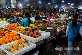 Chùm ảnh thăm thú chợ quê độc đáo ở Campuchia