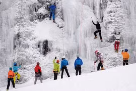 Hình ảnh mùa đông vô cùng khắc nghiệt trên thế giới