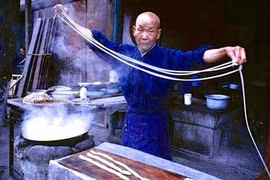 Thăm thú hàng quán khắp Trung Quốc thập niên 1980 