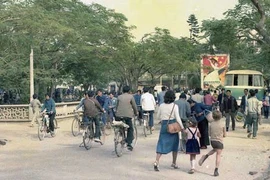 Thành phố Thâm Quyến năm 1979 qua ống kính khách Mỹ