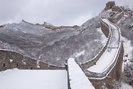 Ảnh: Tuyết phủ dày ở các địa điểm du lịch nổi tiếng