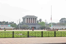 Việt Nam treo cờ rủ quốc tang đồng chí Khamtay Siphandone