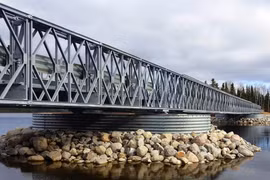 Biết gì về cầu dàn Bailey chuẩn bị được lắp ở sông Tô Lịch?