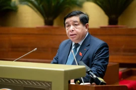 Chính phủ trình Quốc hội điều chỉnh mục tiêu tăng trưởng GDP 8% trở lên