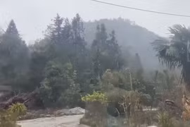 Mèo Vạc, Hà Giang xuất hiện tuyết rơi ngày 27 Tết 