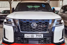 Nissan Patrol Nismo có gì vượt trội đối thủ Toyota Land Cruiser?