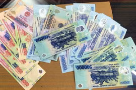 Công an thông báo đặc điểm tiền giả mới xuất hiện