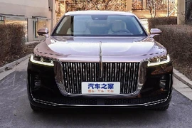 Xe sang Rolls-Royce "Tàu” – Hongqi H9 chào hàng dân chơi nội địa