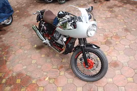 Ngắm “hàng hiếm” Moto Guzzi V7 Racer Record tại Hà Nội