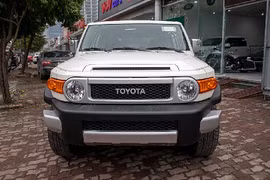 Cận cảnh Toyota FJ Cruiser 2020 đầu tiên về Việt Nam