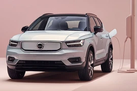 Xe Volvo XC40 Recharge 2020 hoàn toàn chạy điện trình làng