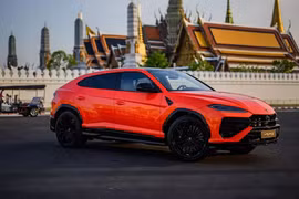 Lamborghini Urus SE mà Minh Nhựa đang "nhắm" đã ra mắt ở Thái Lan