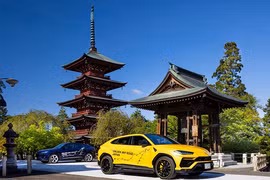 Xem siêu SUV Lamborghini Urus hoàn thành 6.500 km xuyên Nhật Bản