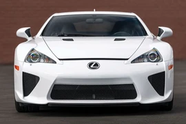Sắp đấu giá siêu xe đầu tiên của thương hiệu Lexus -LFA